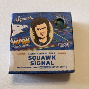 Dr Squatch Limited Edition Stranger Things Squawk Signal Men's Soap WSQK